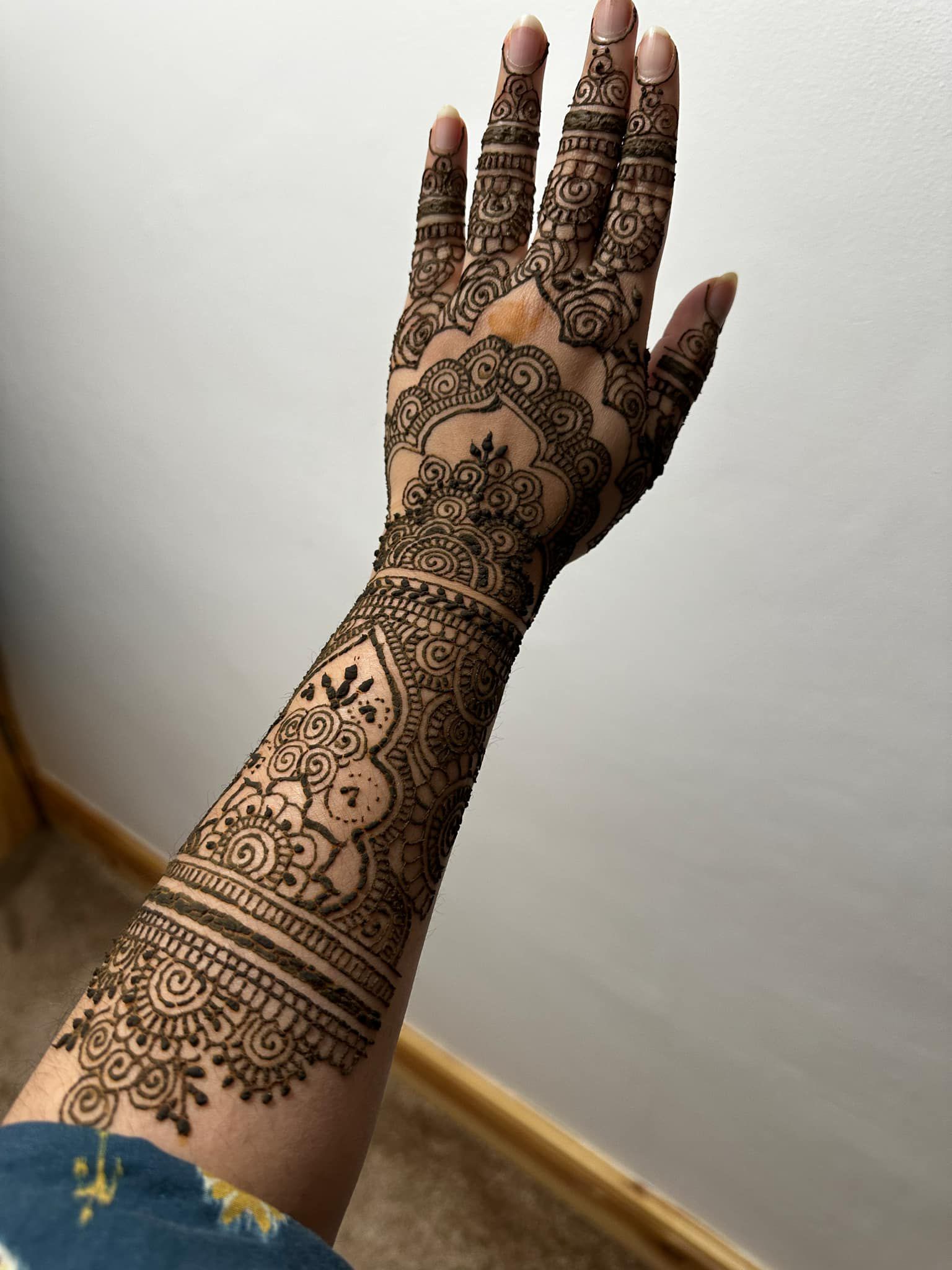 Eid Mehndi Artist Near You – Arabic Henna (Reading) 2 Sides