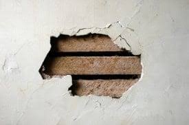 Professional Plastering in Reading – Quick Hole Repairs & Wall Patching